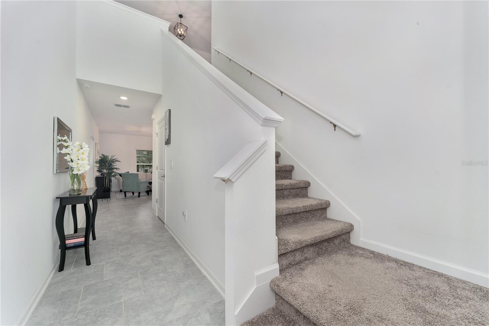 RANCHES/LK MCLEOD II - Residential Lease