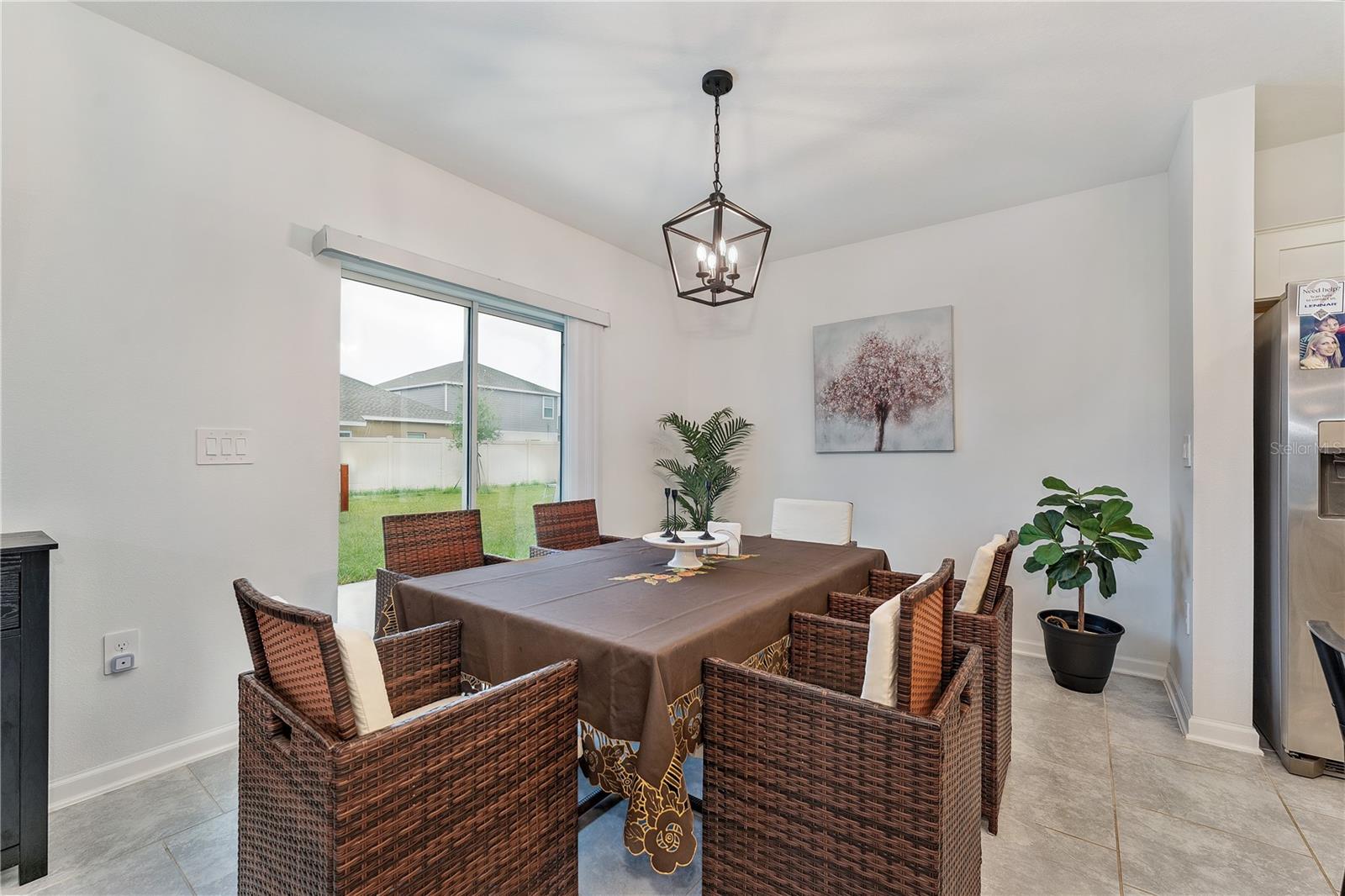 RANCHES/LK MCLEOD II - Residential Lease