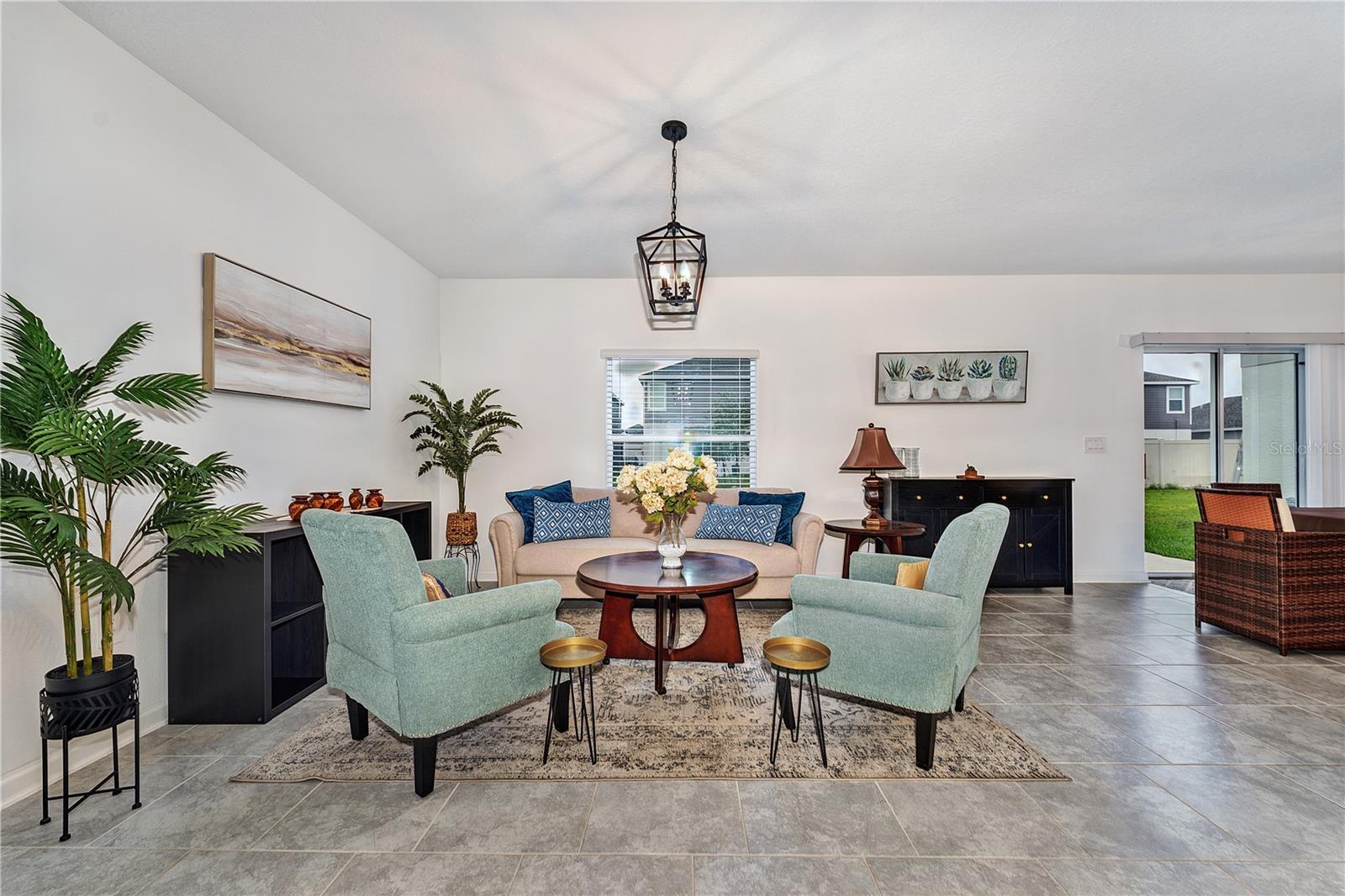 RANCHES/LK MCLEOD II - Residential Lease