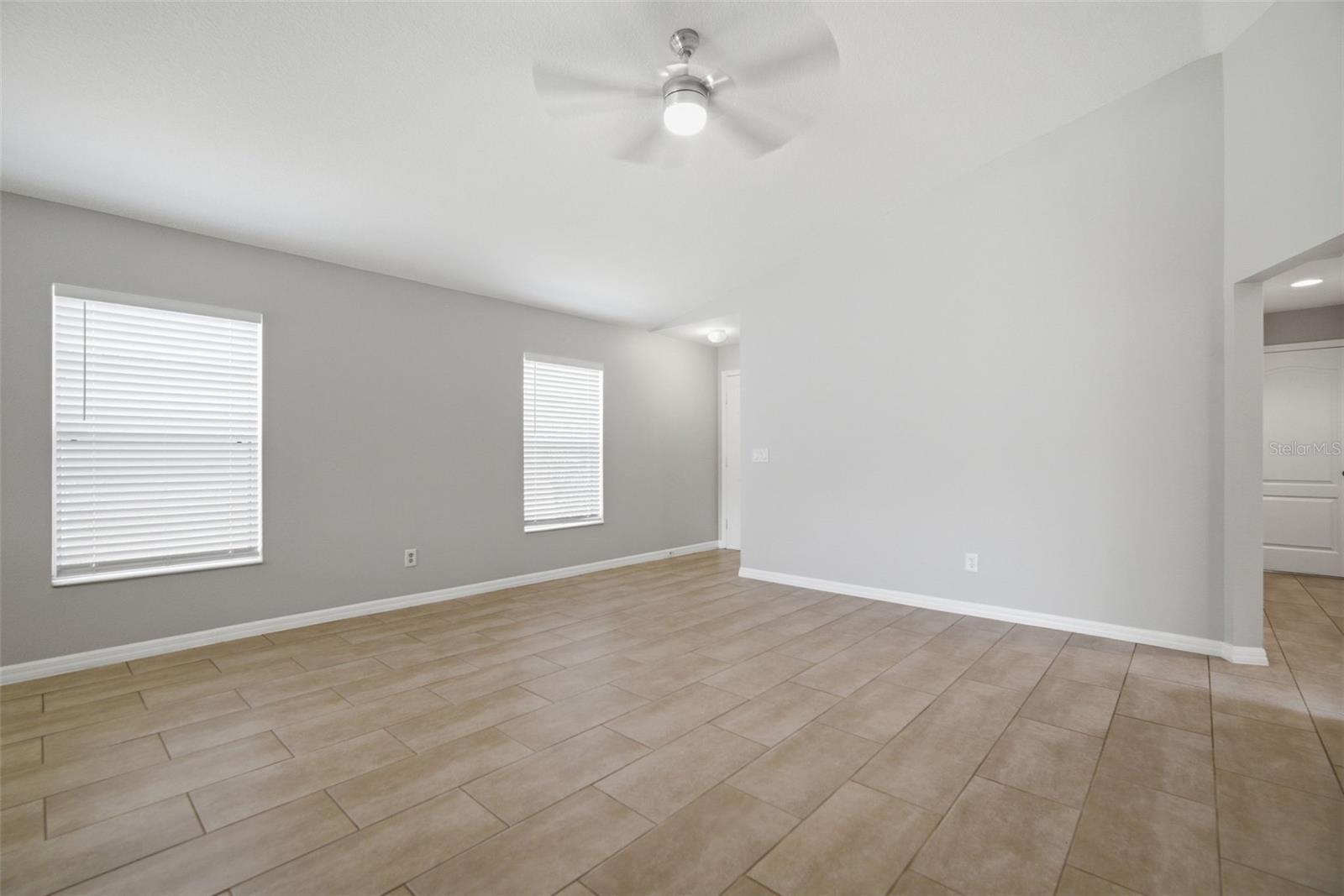 AVELAR CREEK NORTH - Residential