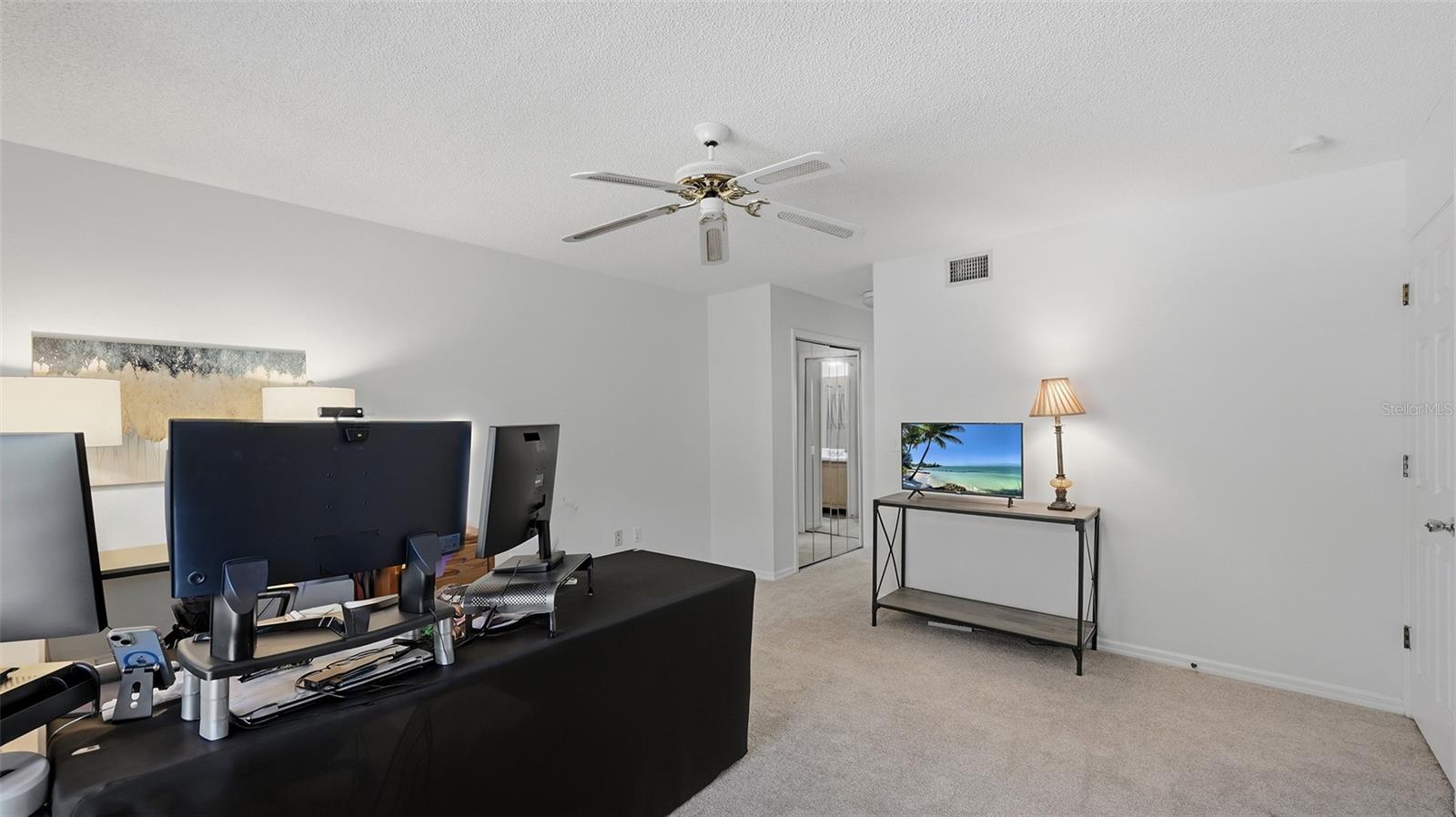 CALUMET AT CENTERGATE 1 - Residential