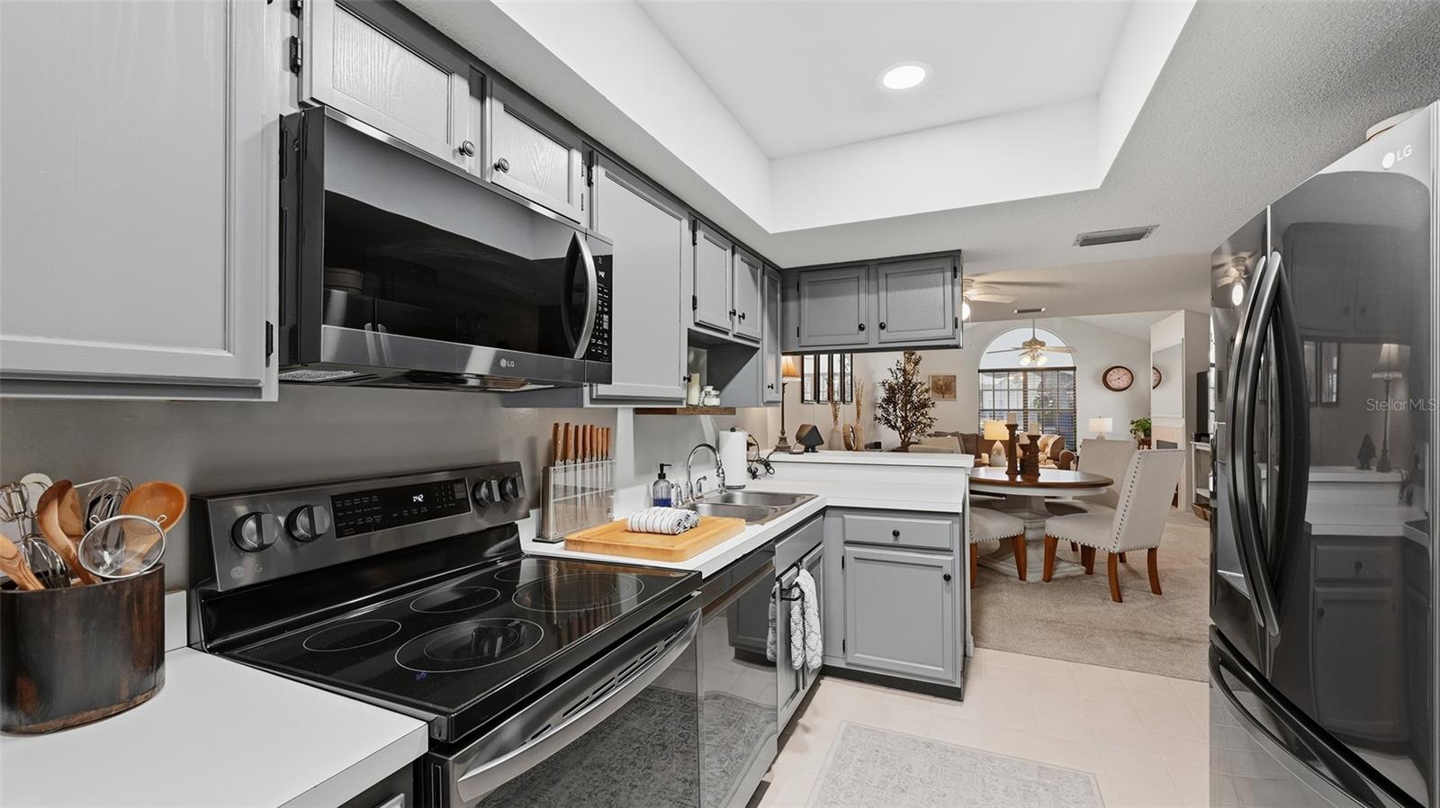 CALUMET AT CENTERGATE 1 - Residential