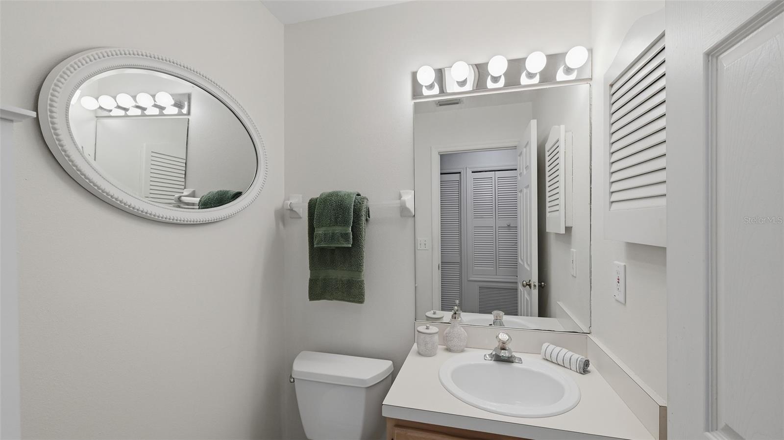 CALUMET AT CENTERGATE 1 - Residential