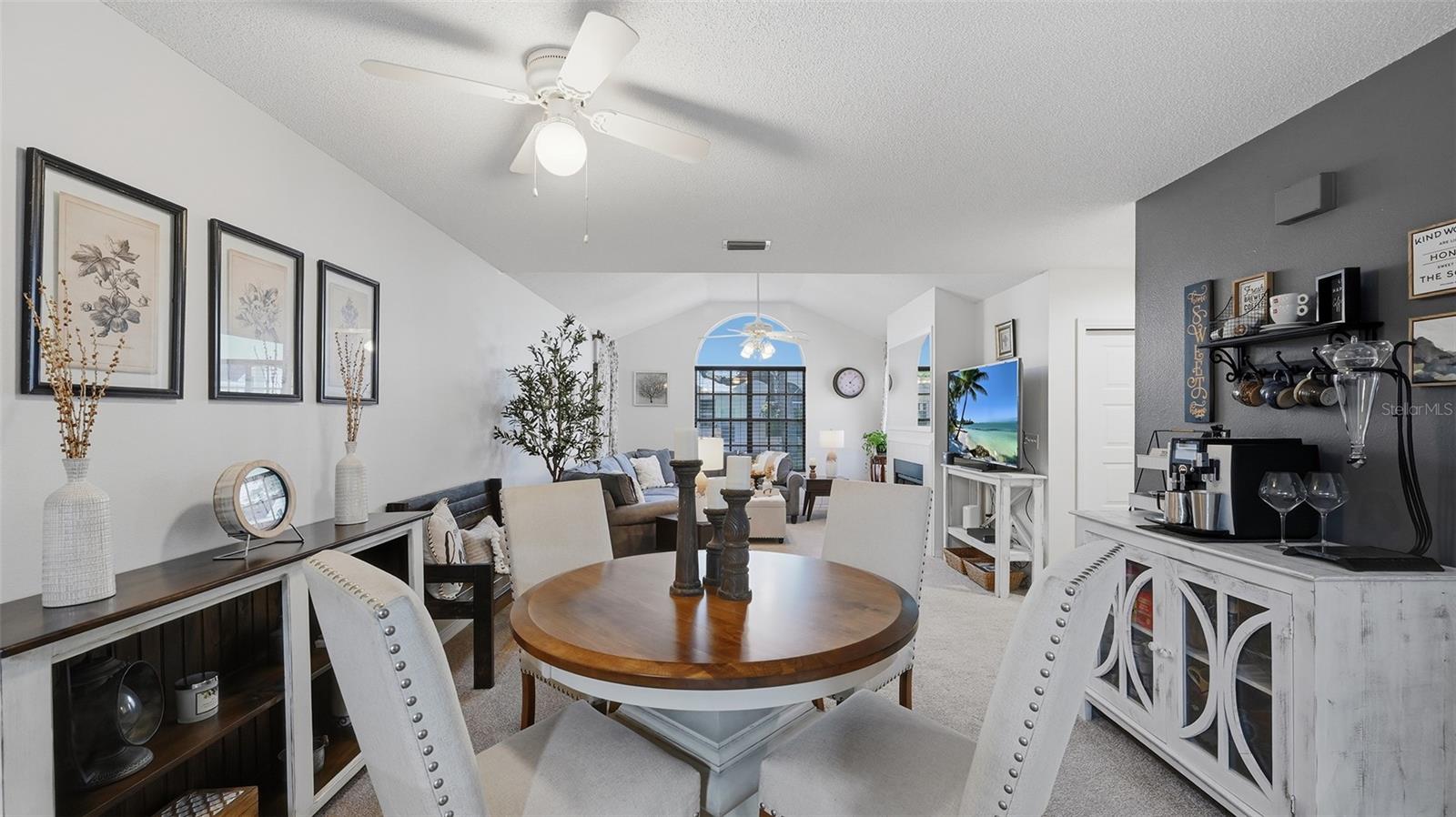 CALUMET AT CENTERGATE 1 - Residential