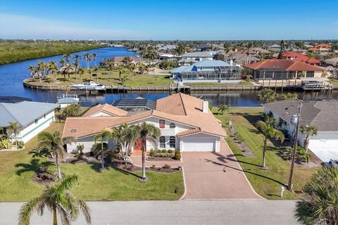 A home in PORT CHARLOTTE