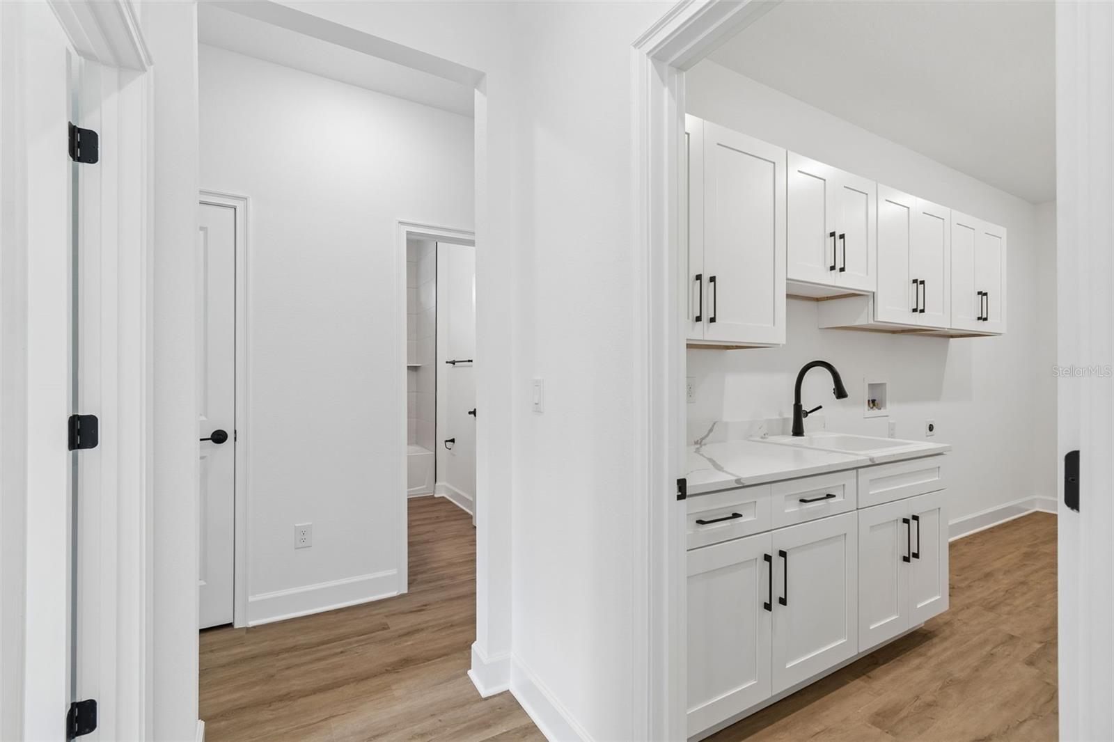 ROYAL HIGHLANDS - Residential