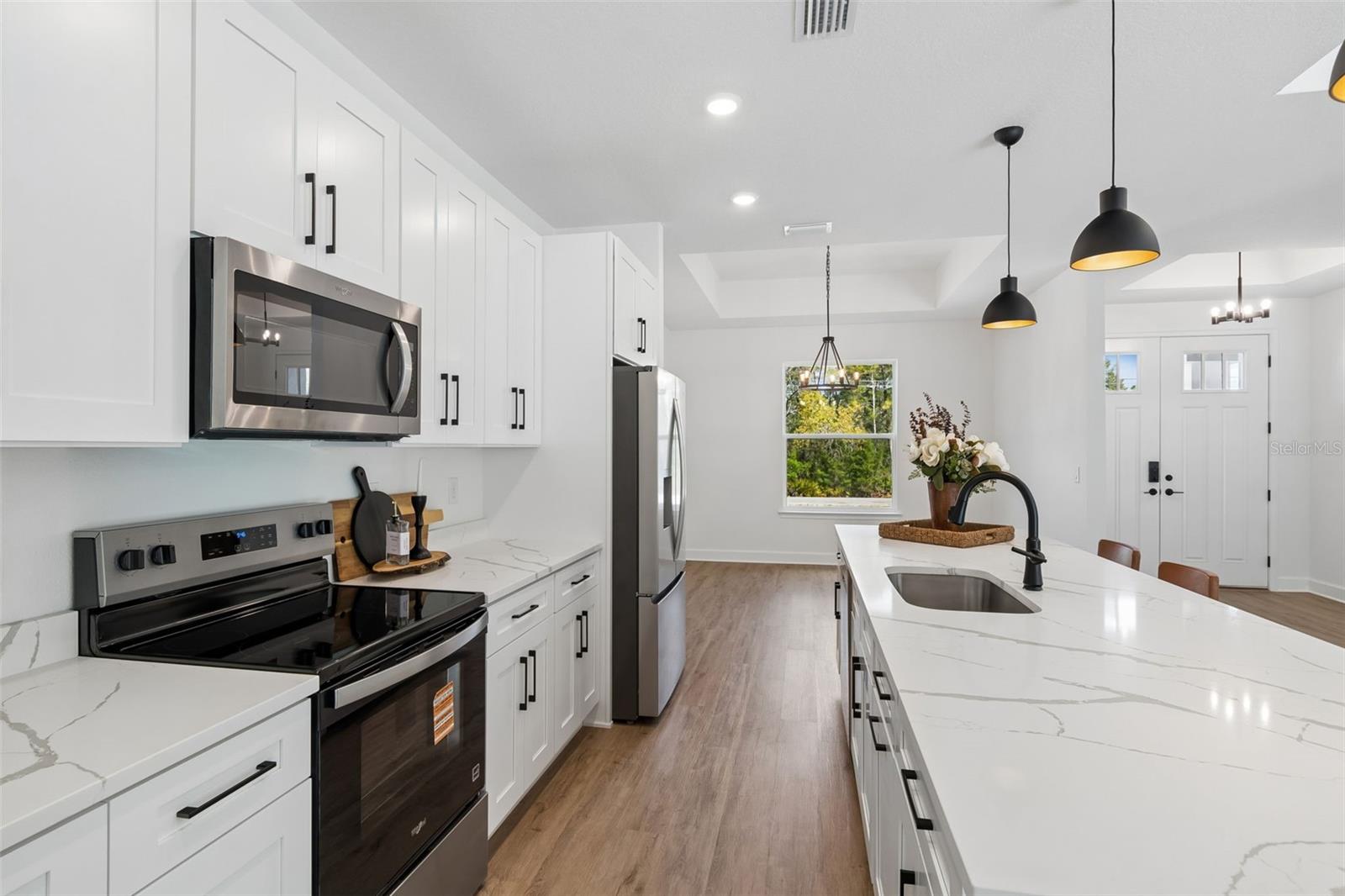 ROYAL HIGHLANDS - Residential