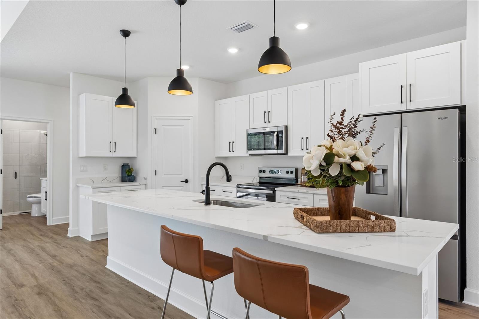 ROYAL HIGHLANDS - Residential