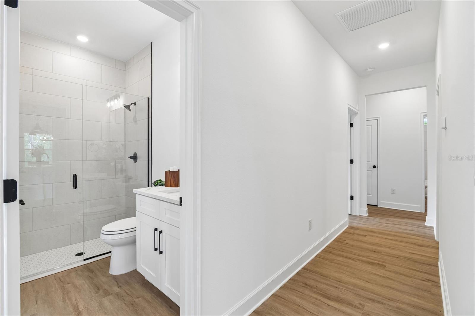 ROYAL HIGHLANDS - Residential