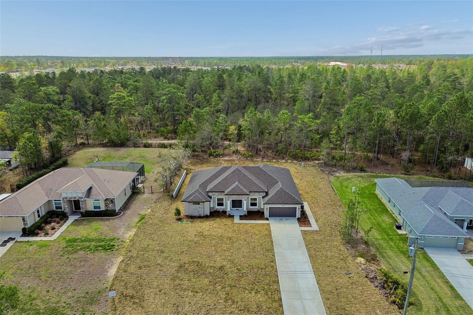 ROYAL HIGHLANDS - Residential