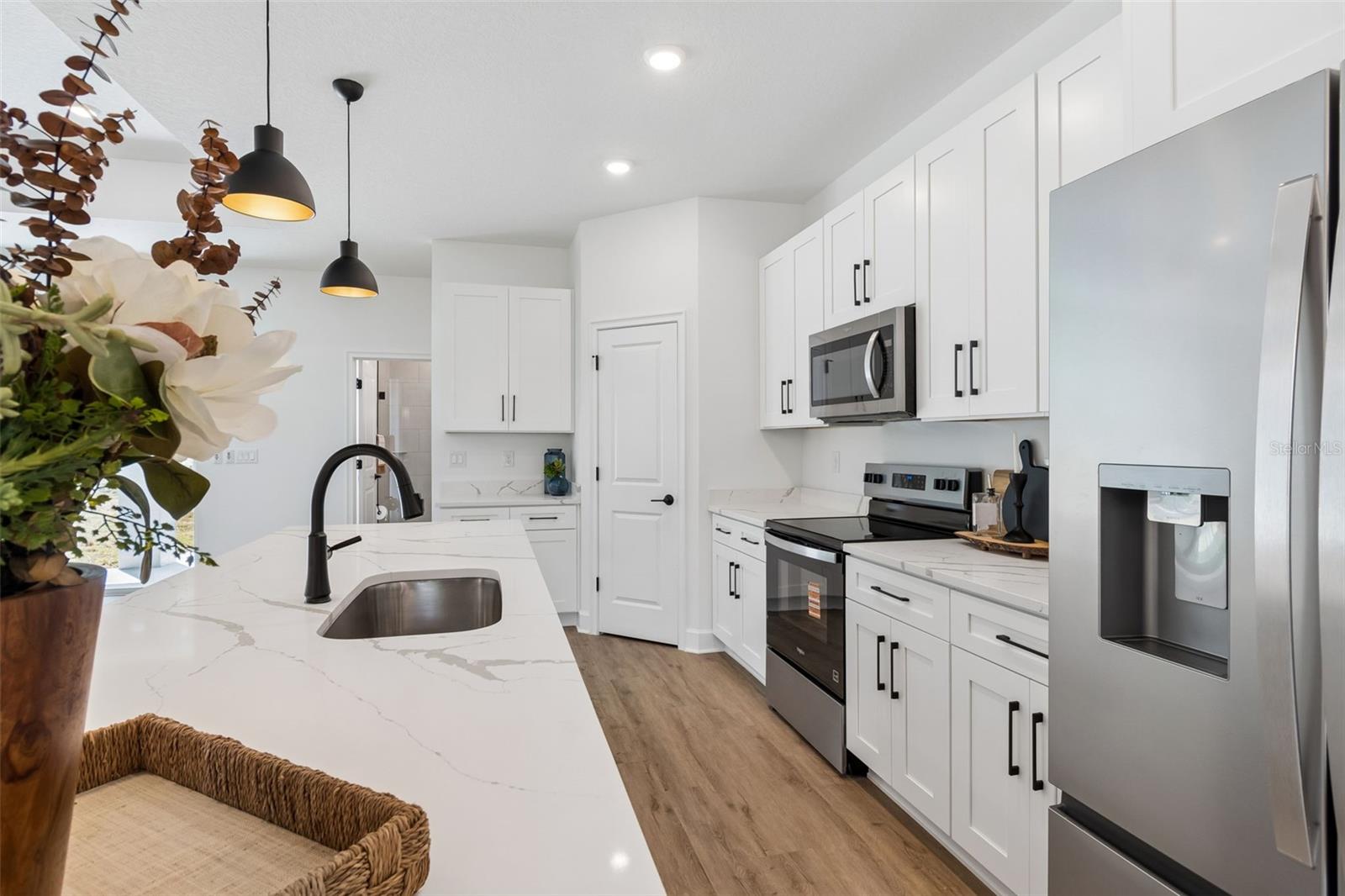 ROYAL HIGHLANDS - Residential