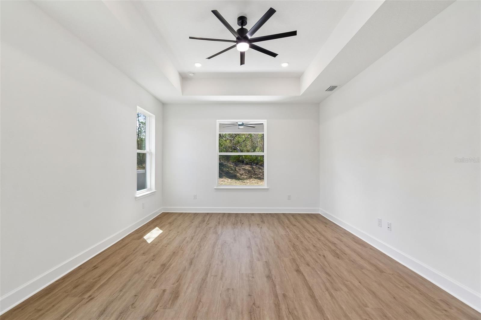 ROYAL HIGHLANDS - Residential