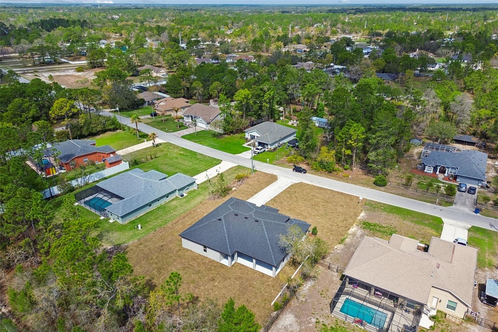 ROYAL HIGHLANDS - Residential