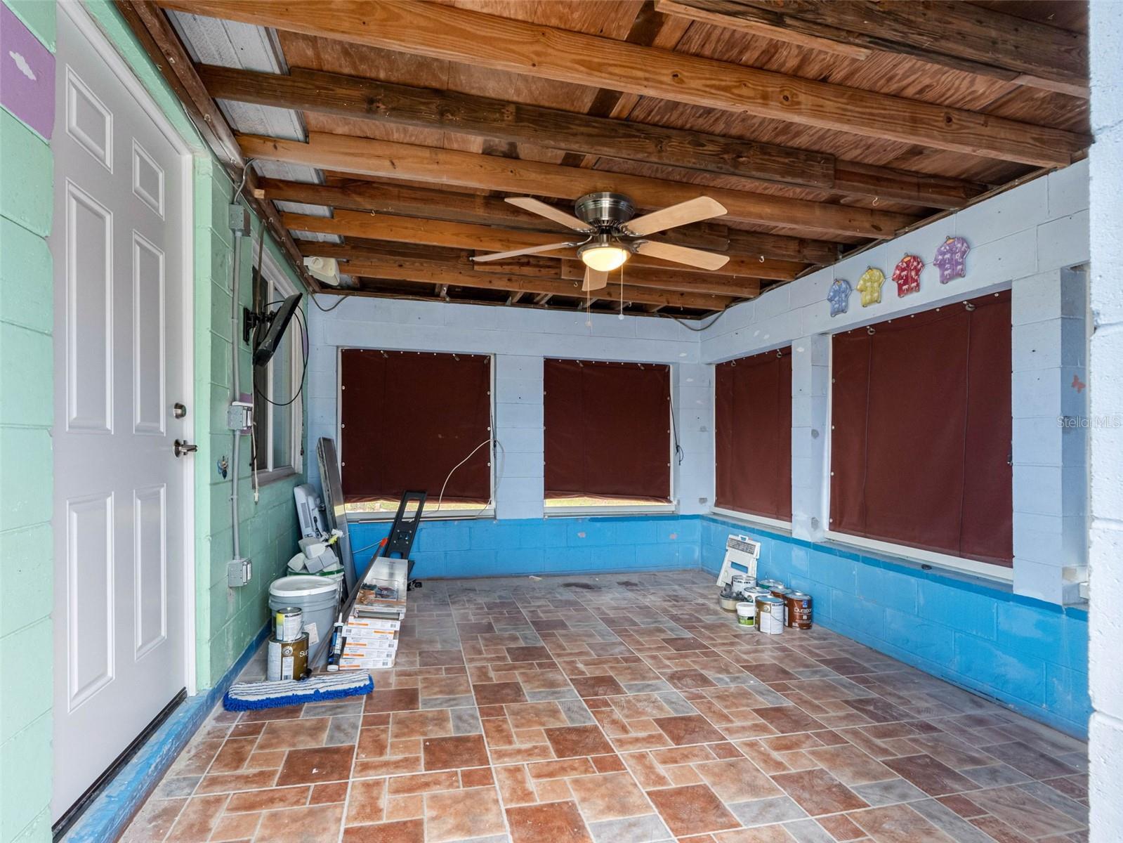 ST PETERSBURG BEACH NORTH UNIT 3 - Residential