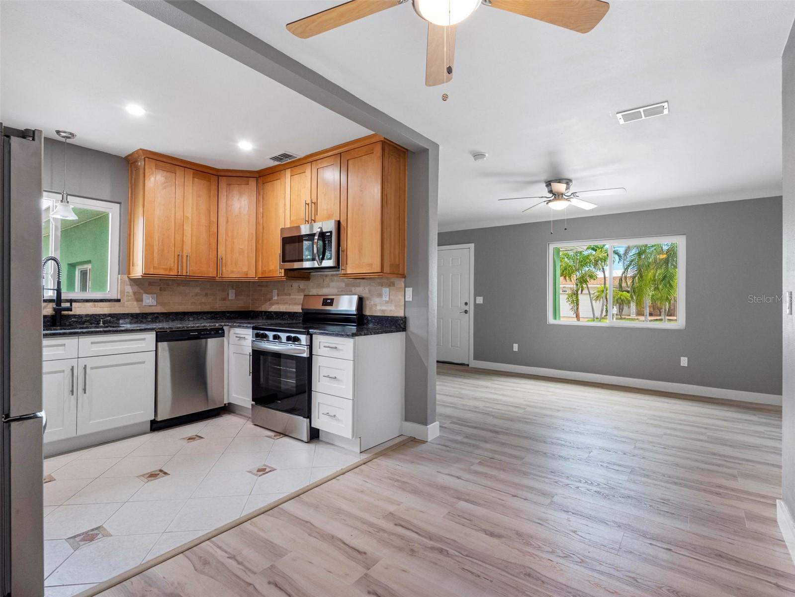 ST PETERSBURG BEACH NORTH UNIT 3 - Residential