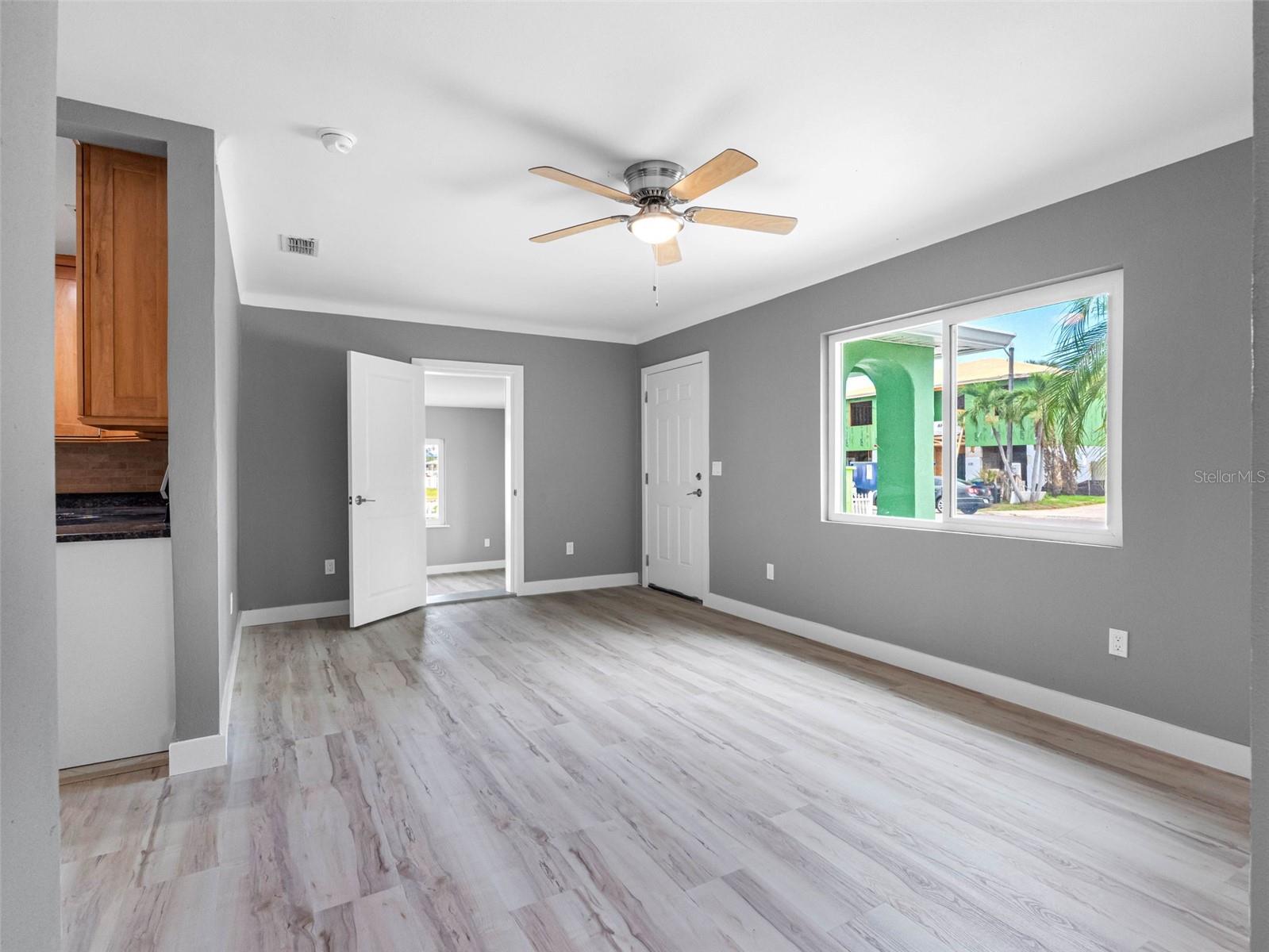 ST PETERSBURG BEACH NORTH UNIT 3 - Residential