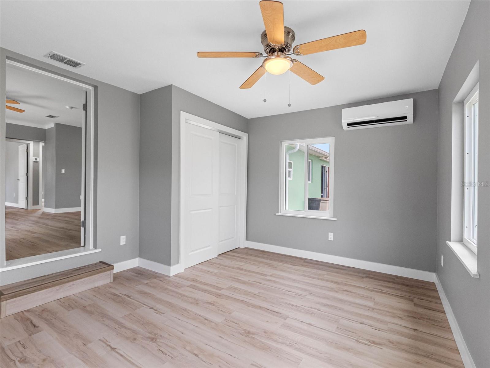 ST PETERSBURG BEACH NORTH UNIT 3 - Residential