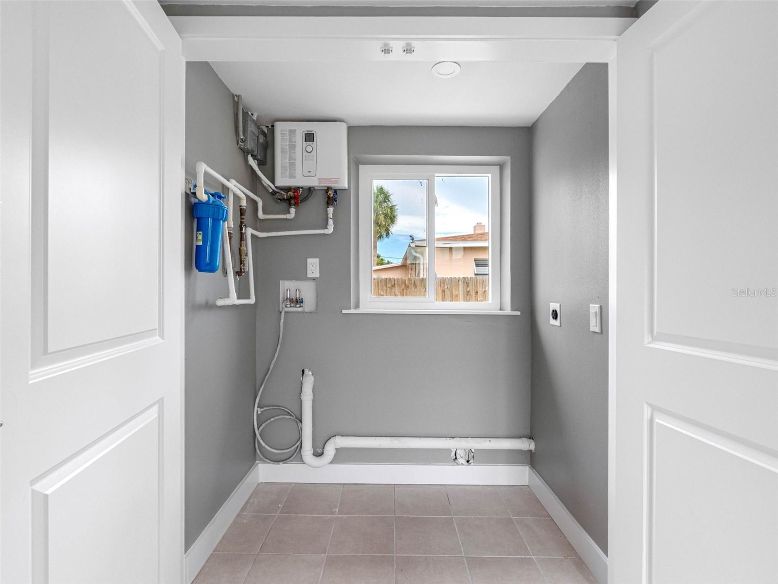 ST PETERSBURG BEACH NORTH UNIT 3 - Residential