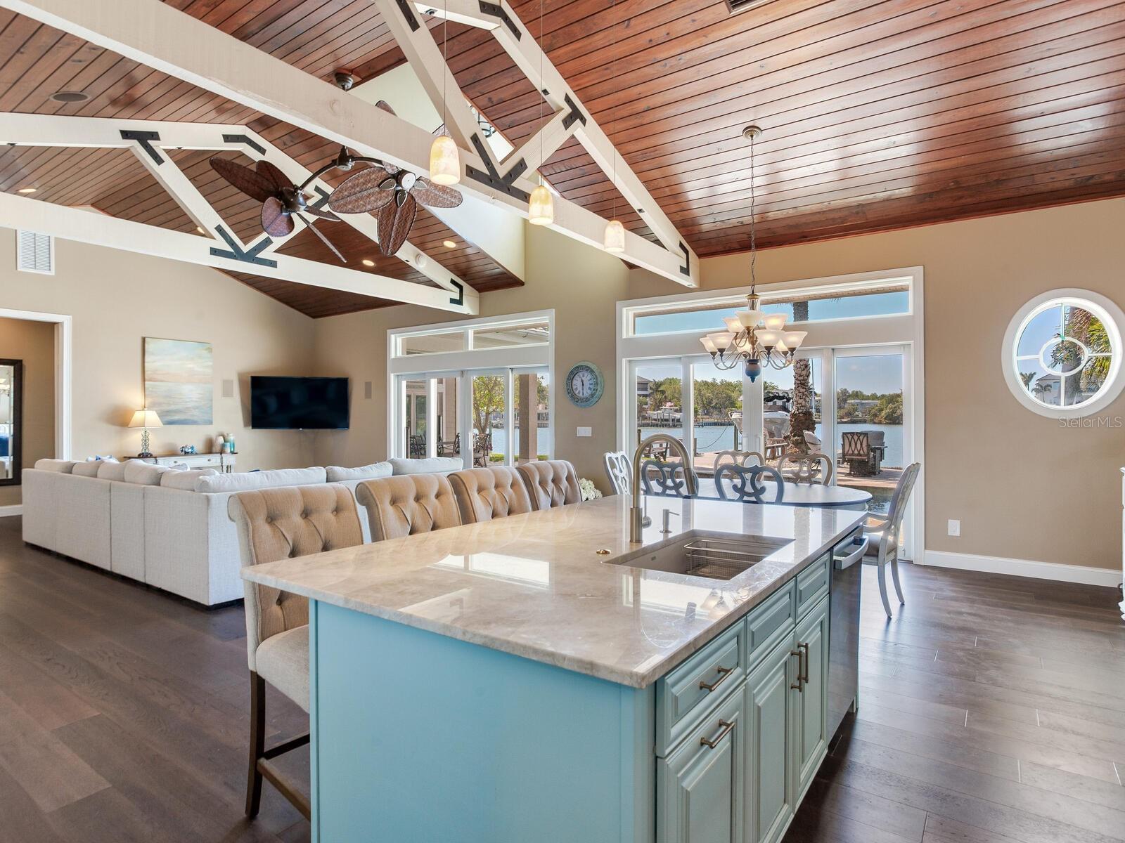 EAGLES NEST POINT - Residential