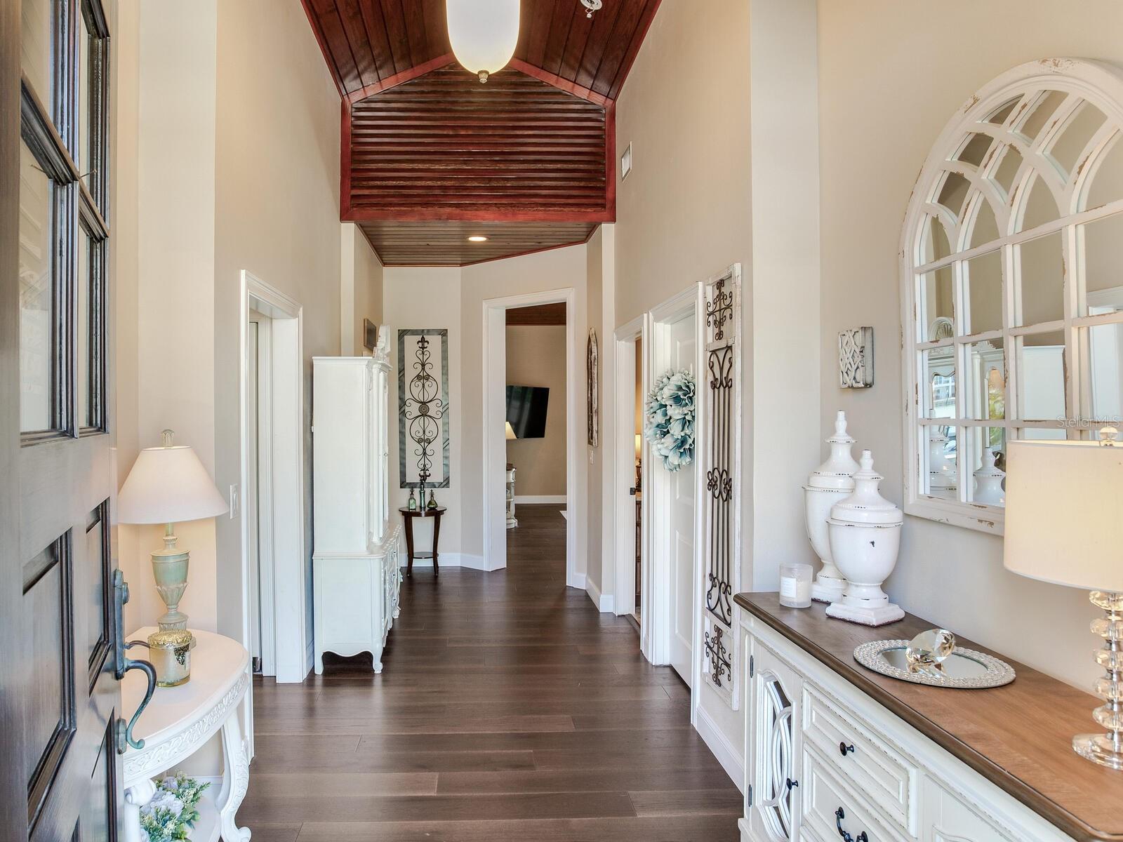 EAGLES NEST POINT - Residential