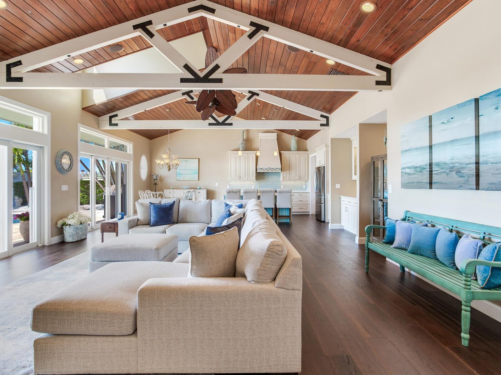 EAGLES NEST POINT - Residential