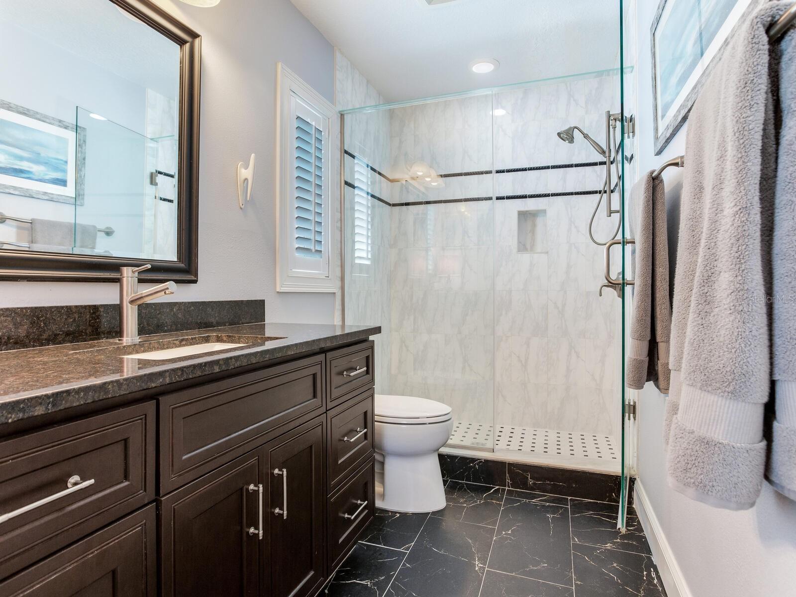 EAGLES NEST POINT - Residential