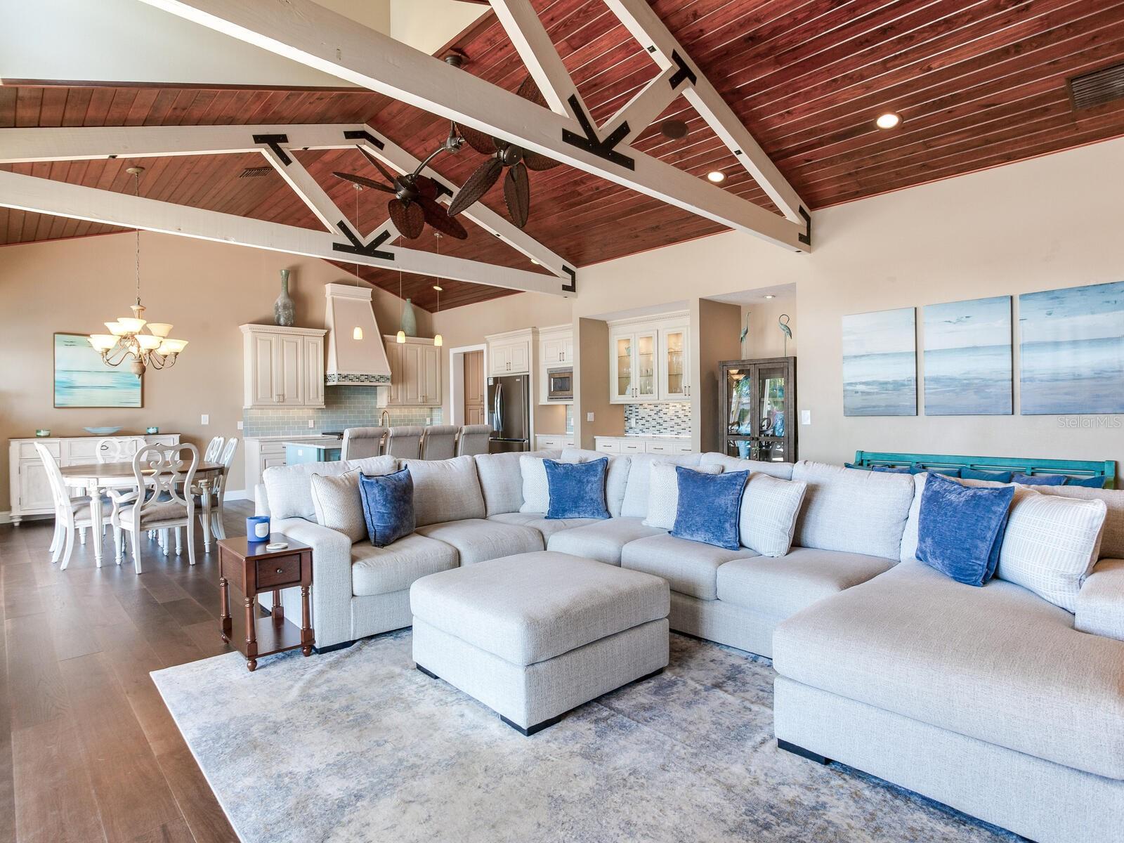 EAGLES NEST POINT - Residential