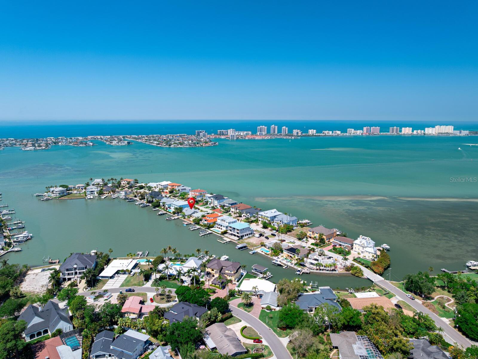 EAGLES NEST POINT - Residential