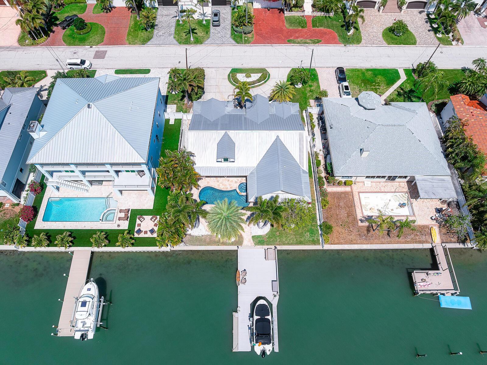 EAGLES NEST POINT - Residential