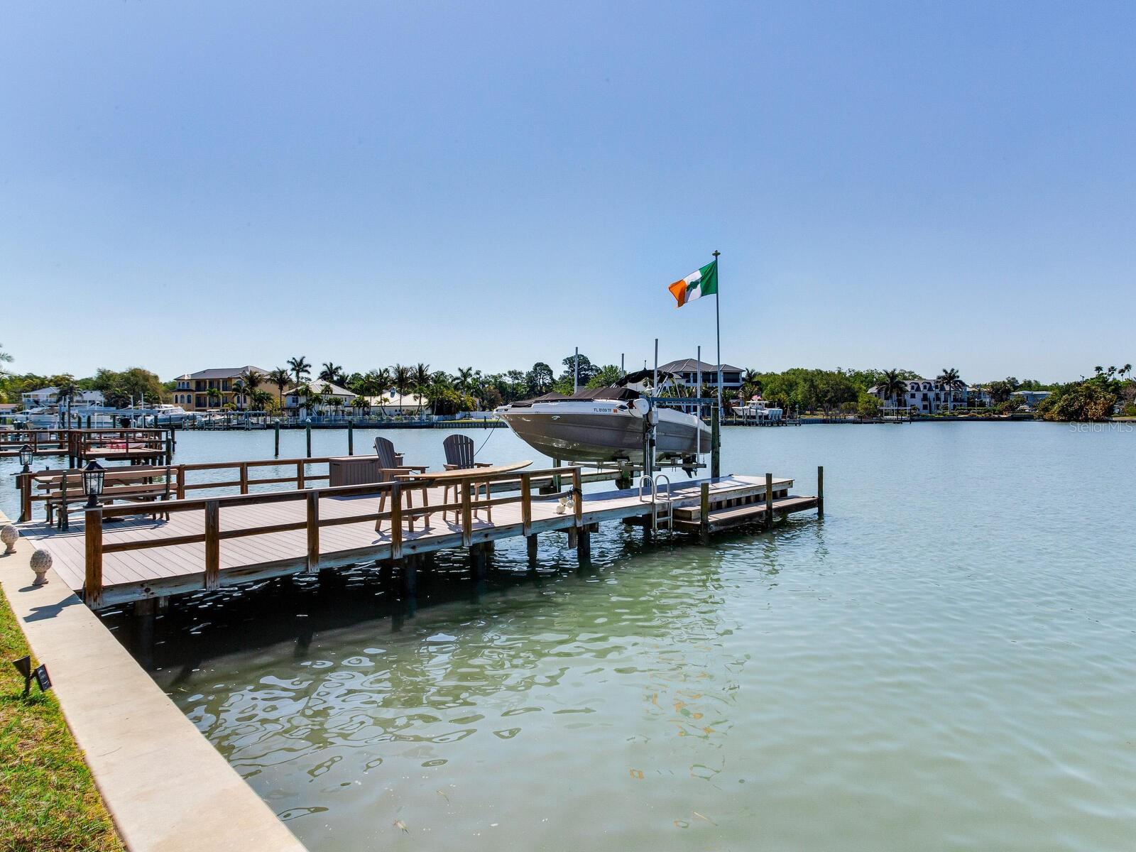 EAGLES NEST POINT - Residential