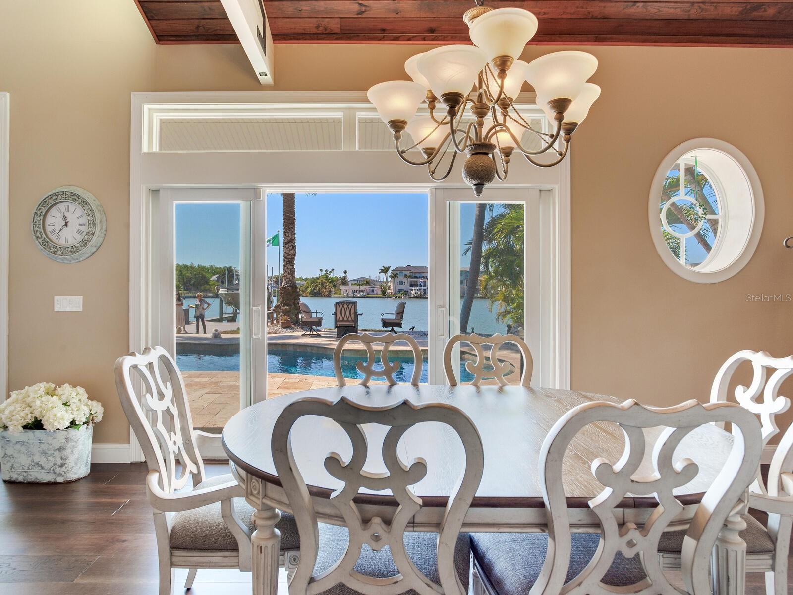 EAGLES NEST POINT - Residential