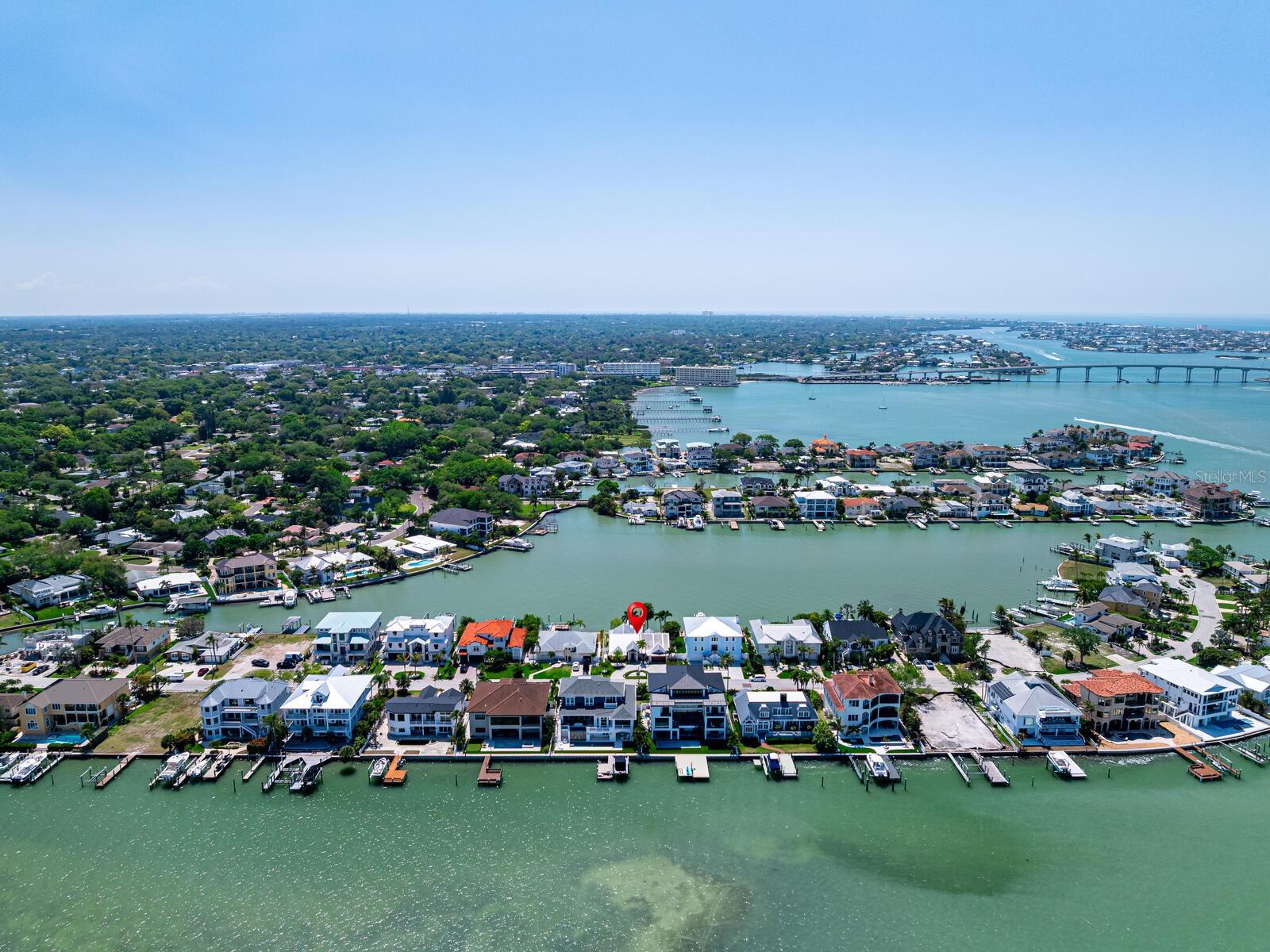 EAGLES NEST POINT - Residential