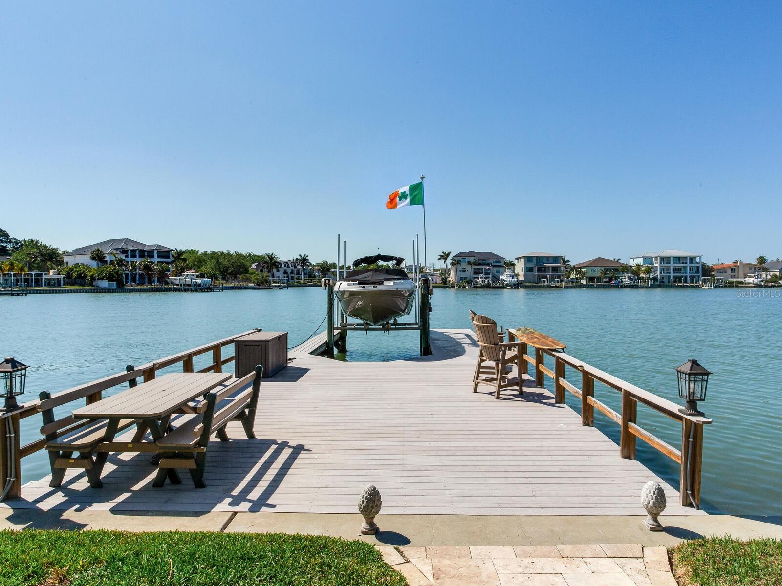 EAGLES NEST POINT - Residential