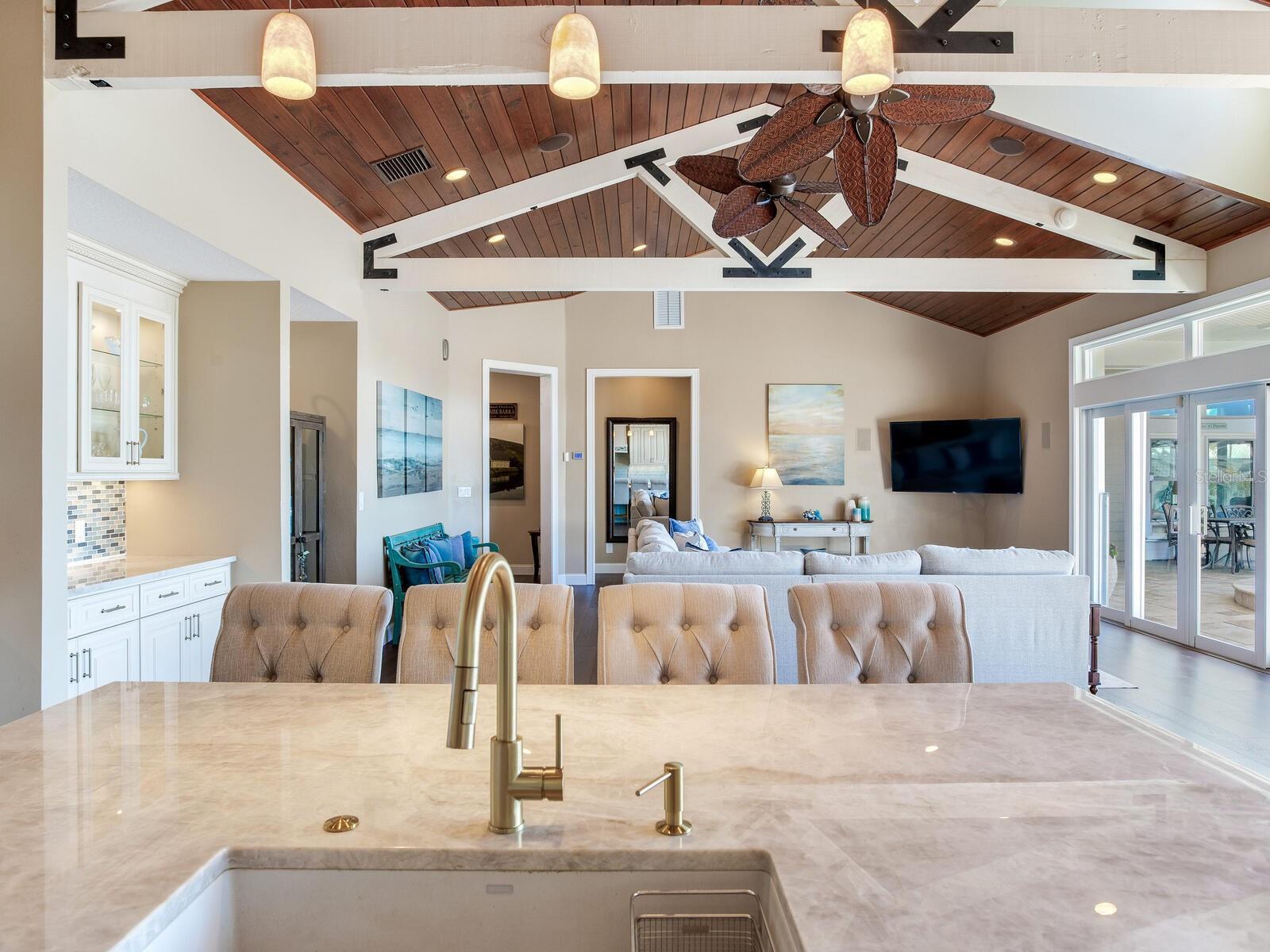 EAGLES NEST POINT - Residential