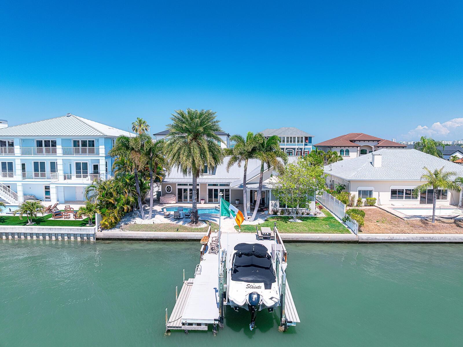 EAGLES NEST POINT - Residential