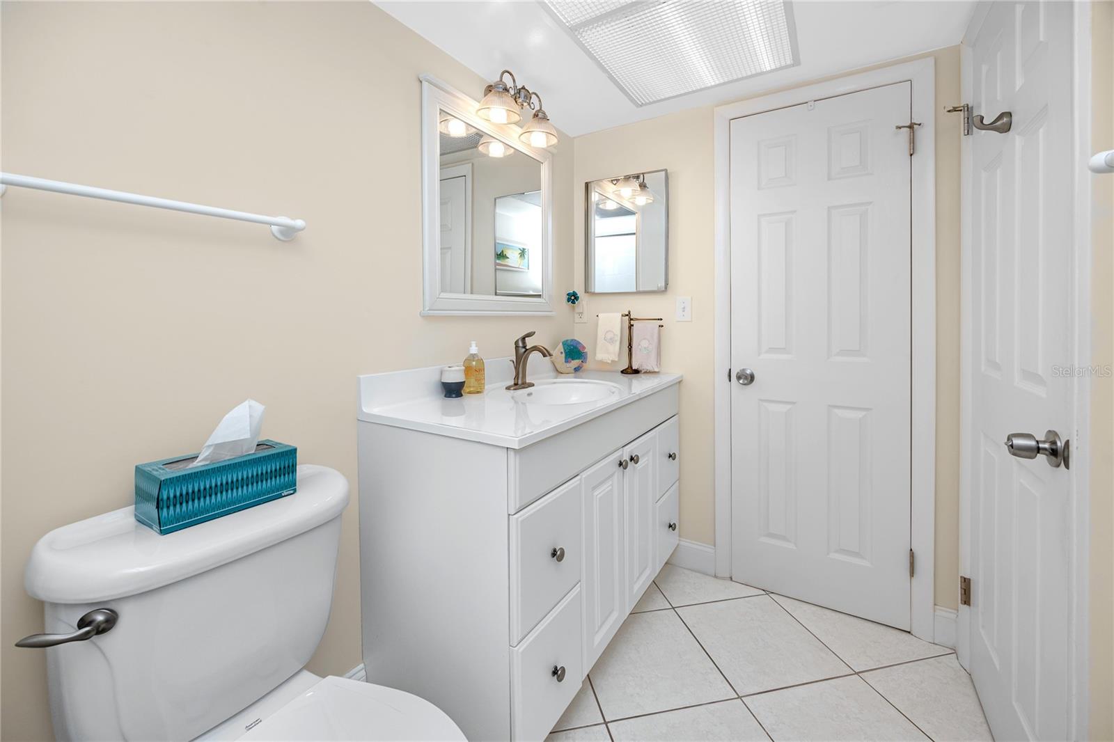 IMPERIAL COVE 9 - Residential