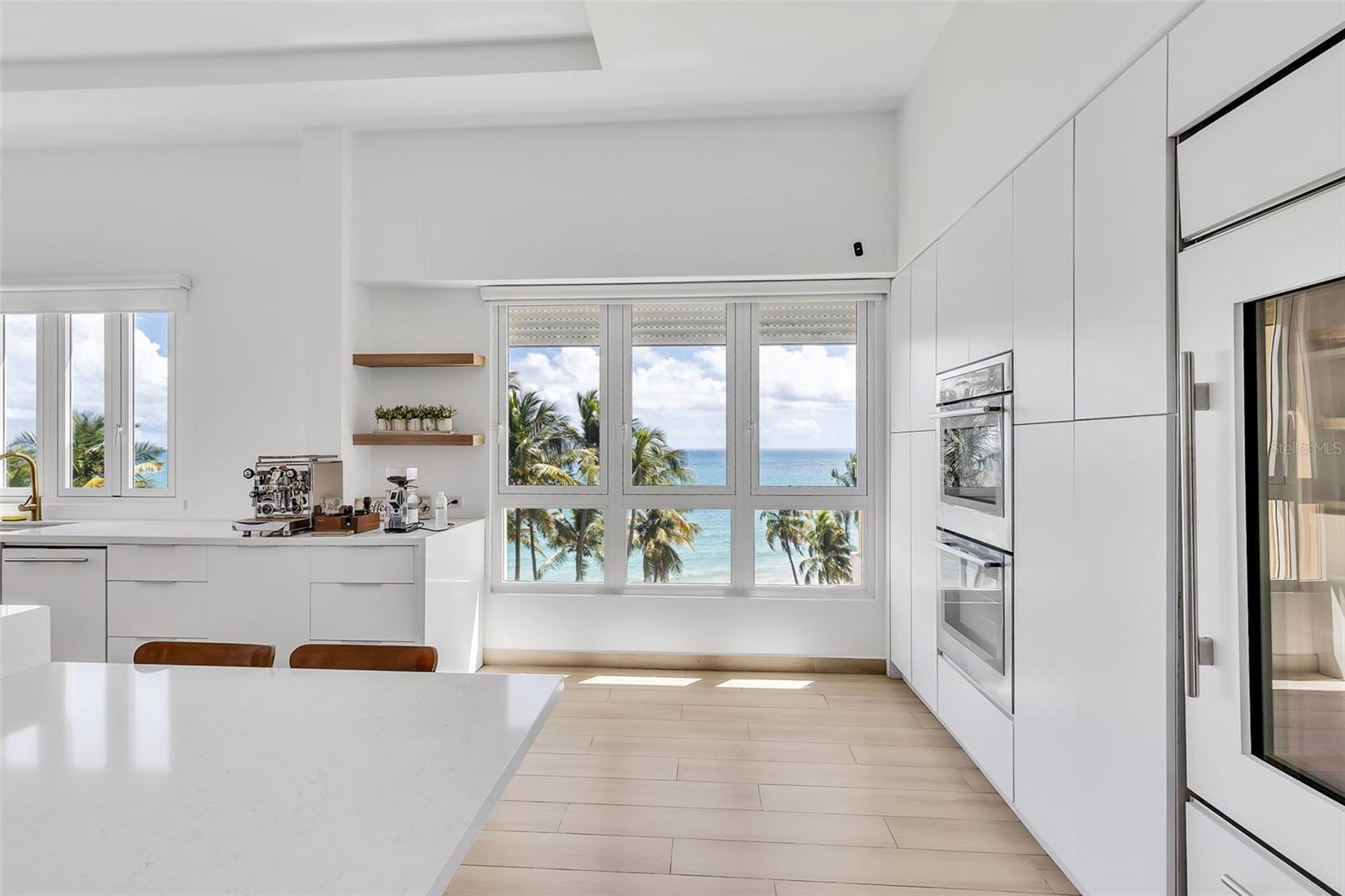 100 OCEAN DRIVE 452