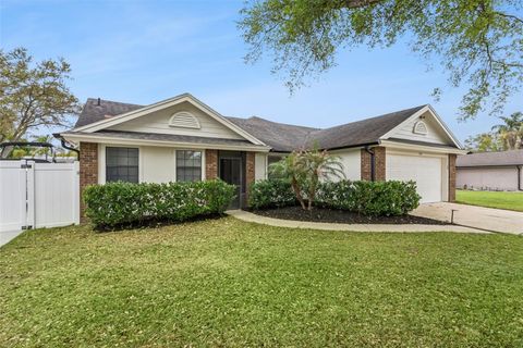 652 CARRIGAN AVENUE OVIEDO FL 32765