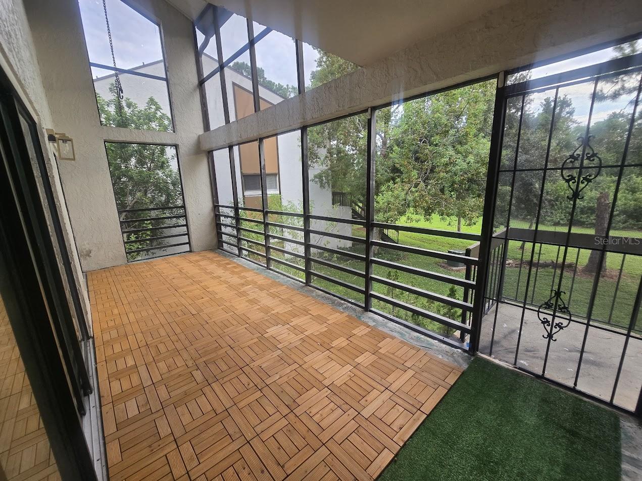 ALHAMBRA VILLAGE 01 - Residential