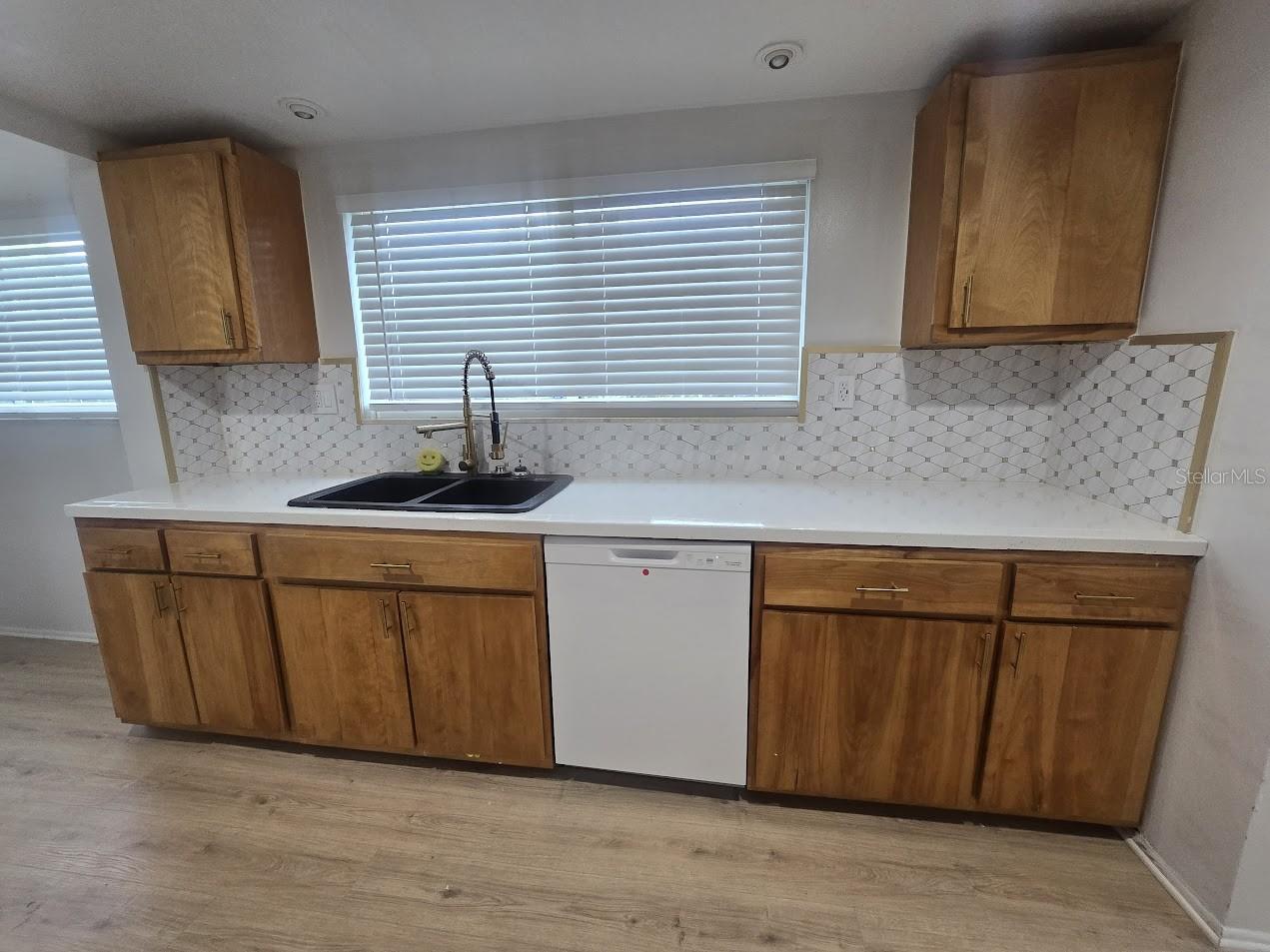 ALHAMBRA VILLAGE 01 - Residential