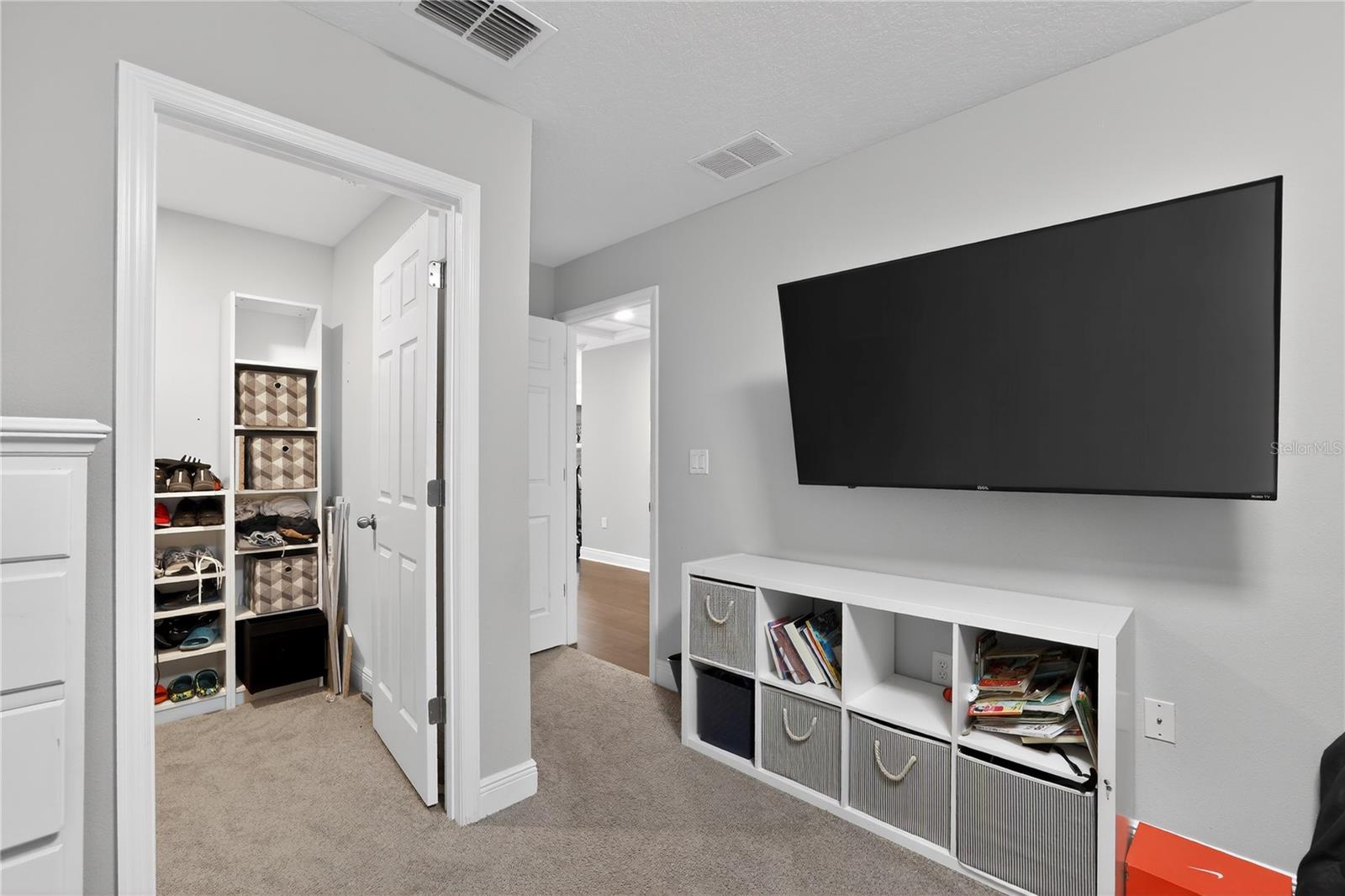 BERRY BAY SUB - Residential