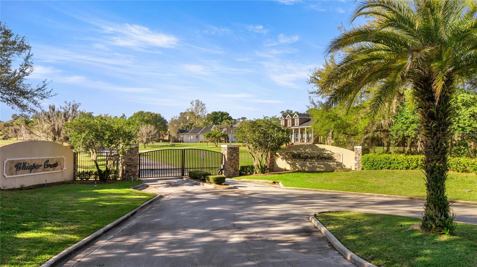 WHISPER CREST - Residential