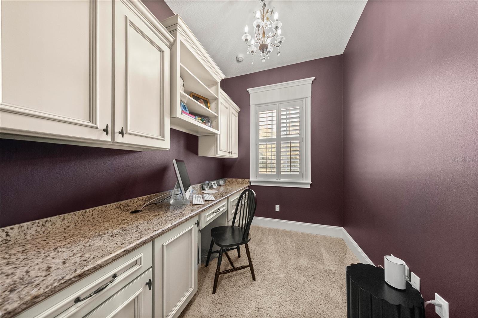 WHISPER CREST - Residential