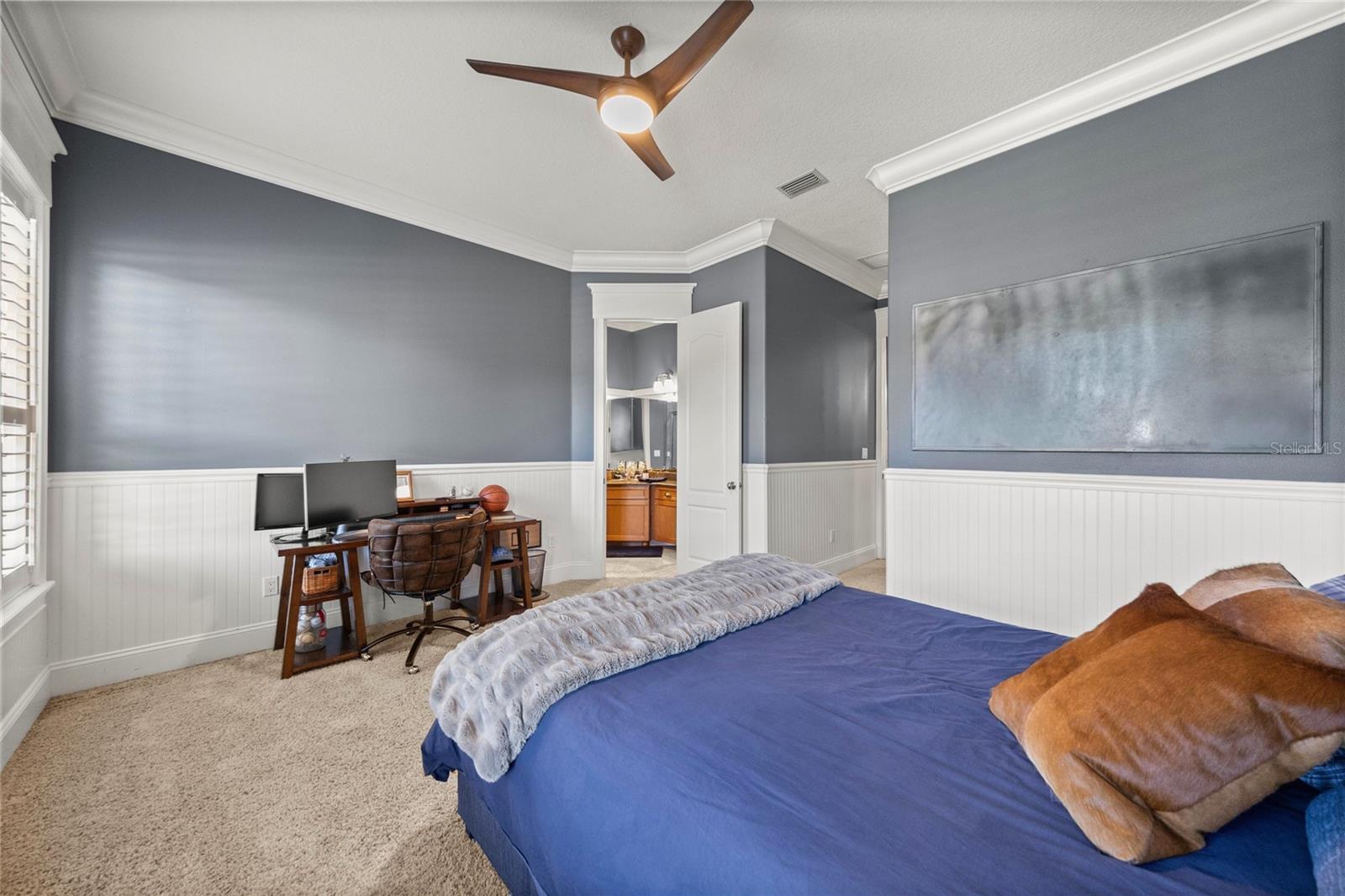 WHISPER CREST - Residential