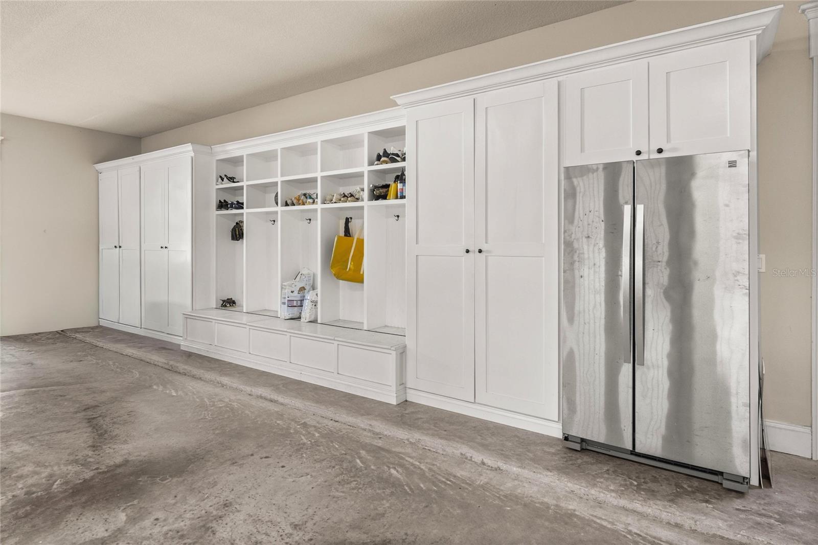 WHISPER CREST - Residential