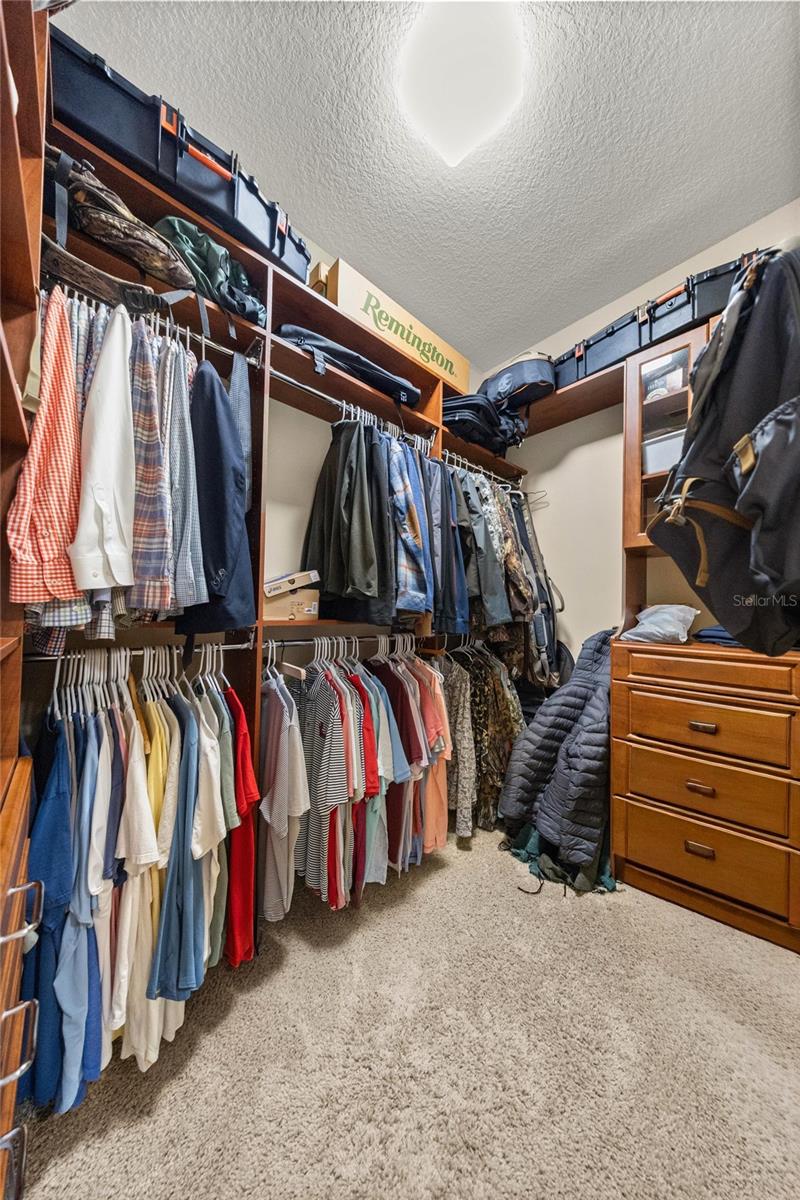 WHISPER CREST - Residential