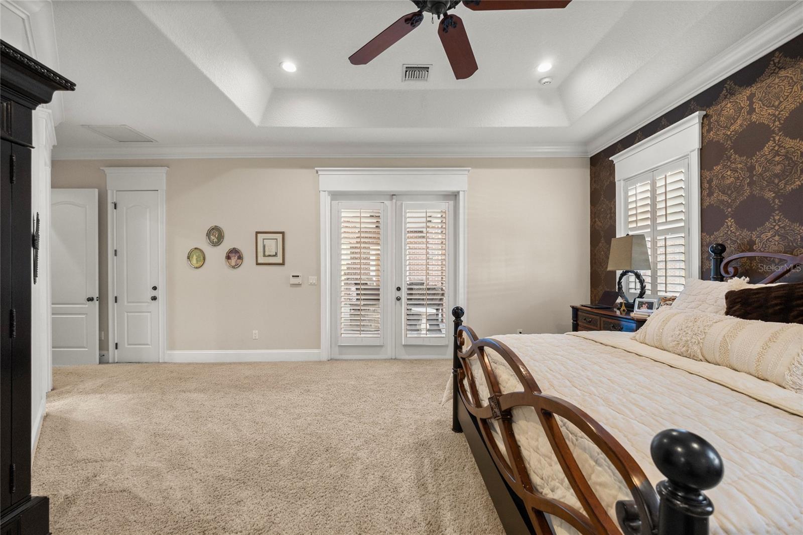 WHISPER CREST - Residential