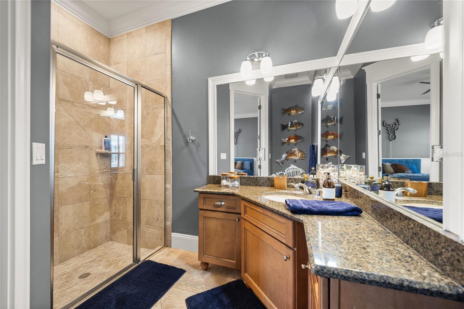 WHISPER CREST - Residential