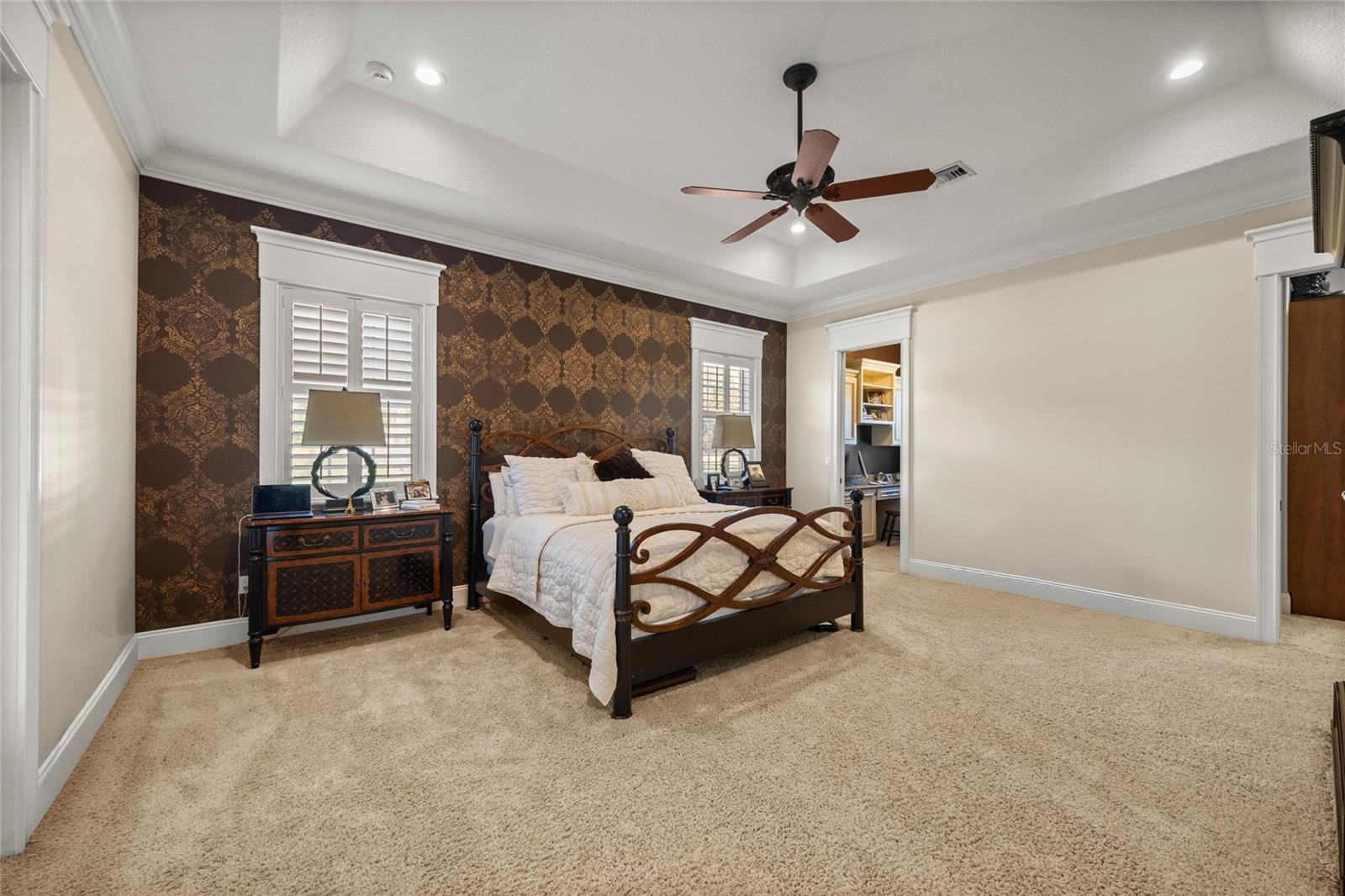 WHISPER CREST - Residential