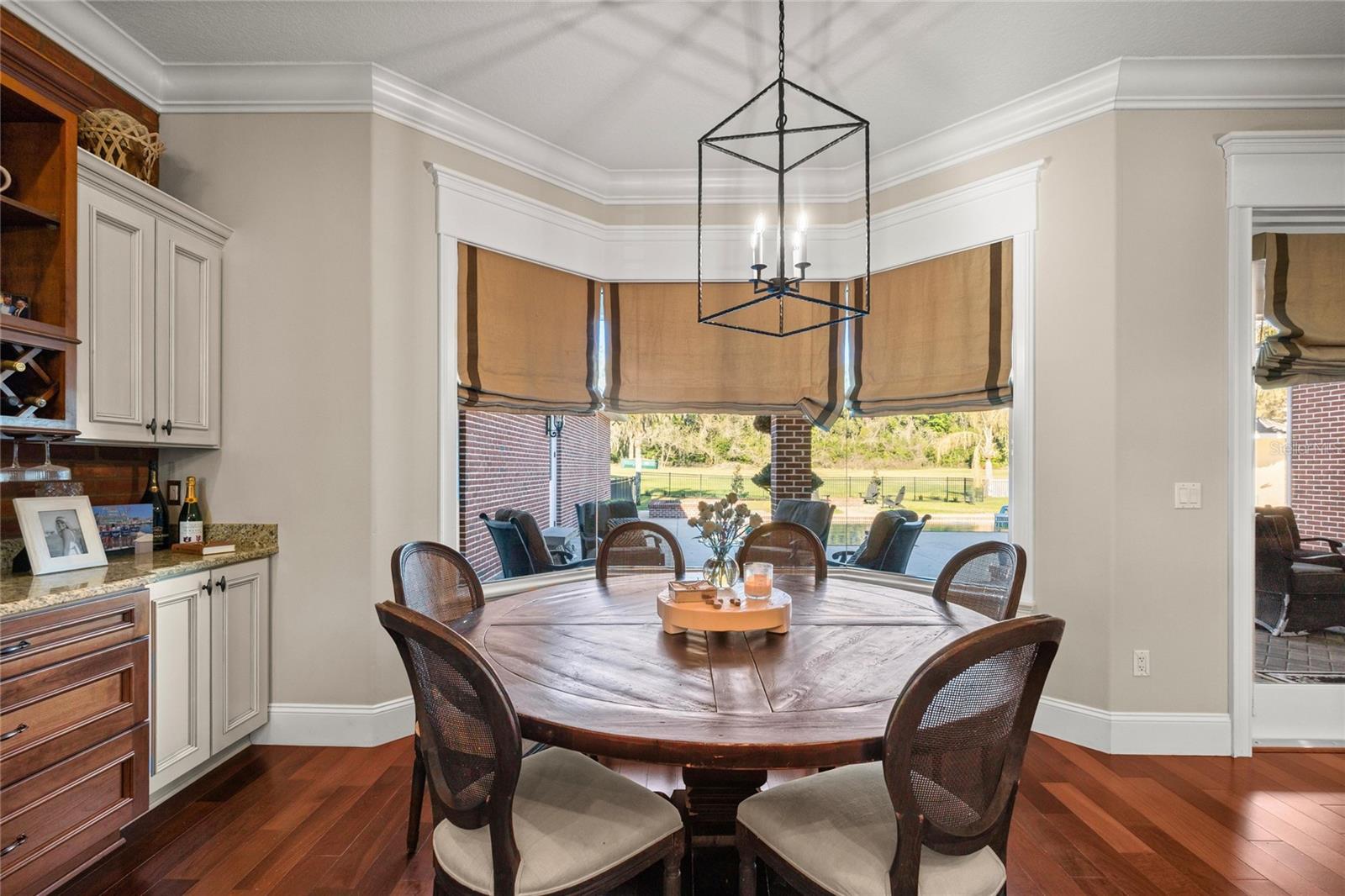 WHISPER CREST - Residential